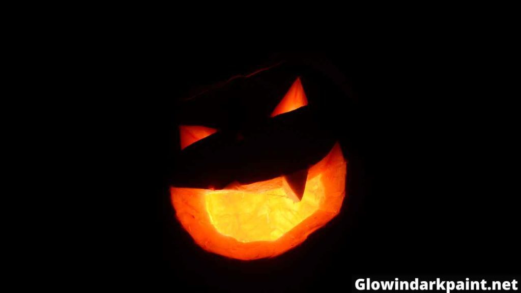 Making glow in the dark paint without powder that is vibrant and glowing well. If you want to know how to make glow in the dark pumpkin, this will guide you step by step.
